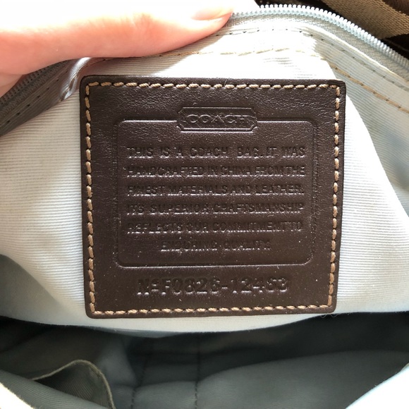 Coach Signature Hampton Madeline Satchel w/ Scarf - Picture 3 of 8